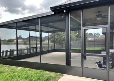 screen room with patio cover