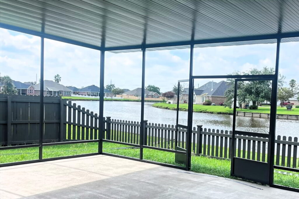 inside a screen room