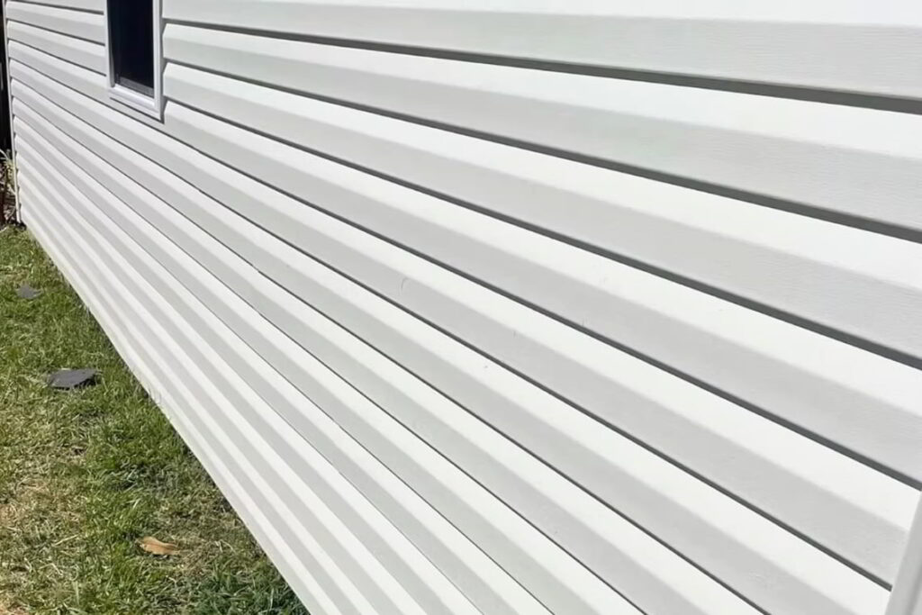 vinyl siding for side of house